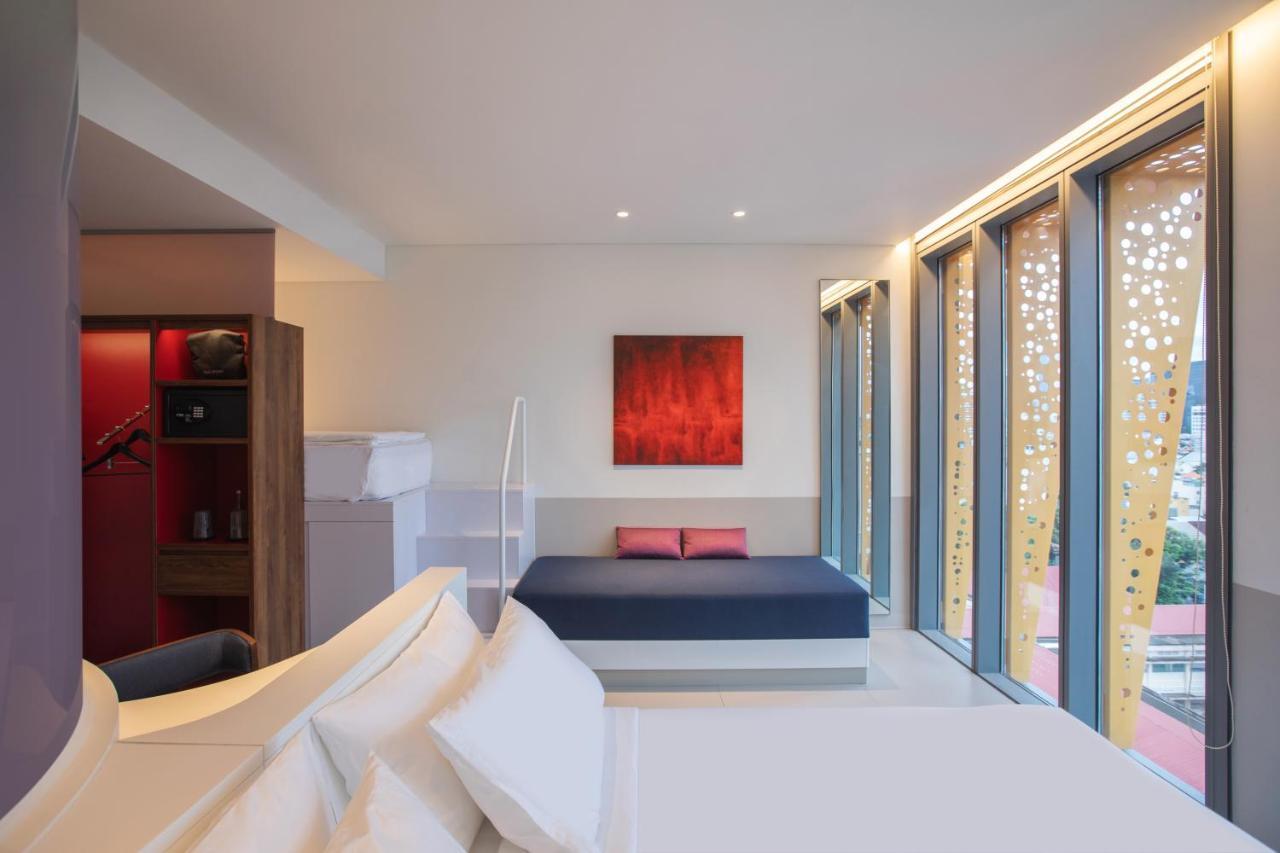 Wink Icon Hotel Danang Riverside - Luxury Suites - 24Hrs Stay & Rooftop Pool Bar المظهر الخارجي الصورة