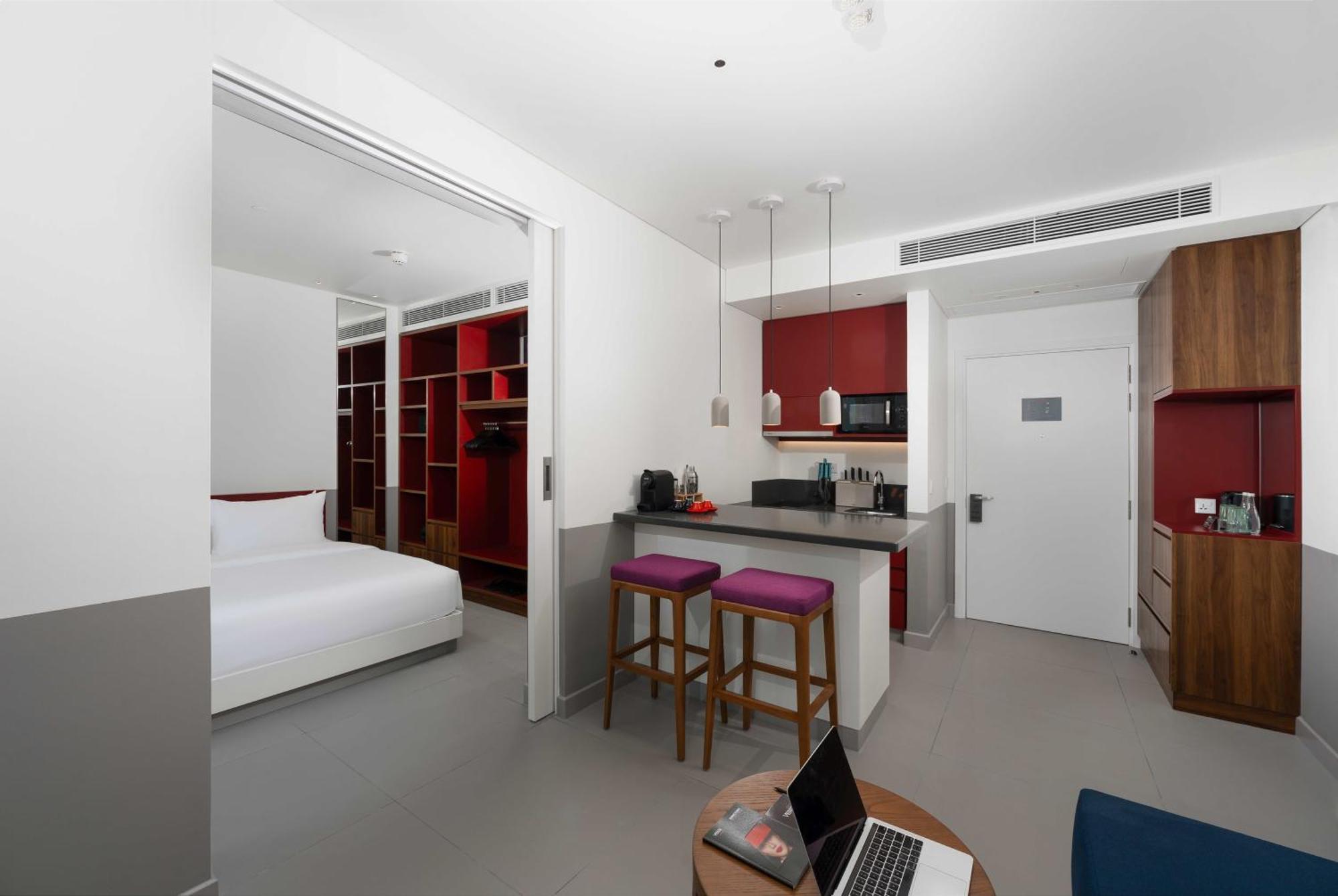 Wink Icon Hotel Danang Riverside - Luxury Suites - 24Hrs Stay & Rooftop Pool Bar المظهر الخارجي الصورة