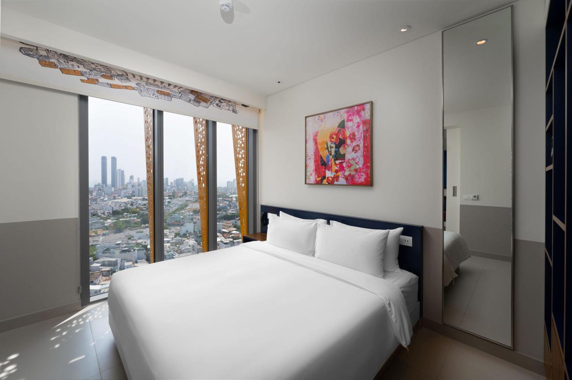 Wink Icon Hotel Danang Riverside - Luxury Suites - 24Hrs Stay & Rooftop Pool Bar المظهر الخارجي الصورة